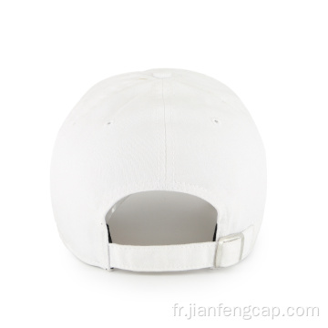 Casquette de baseball blanche avec patchs et destoried birm